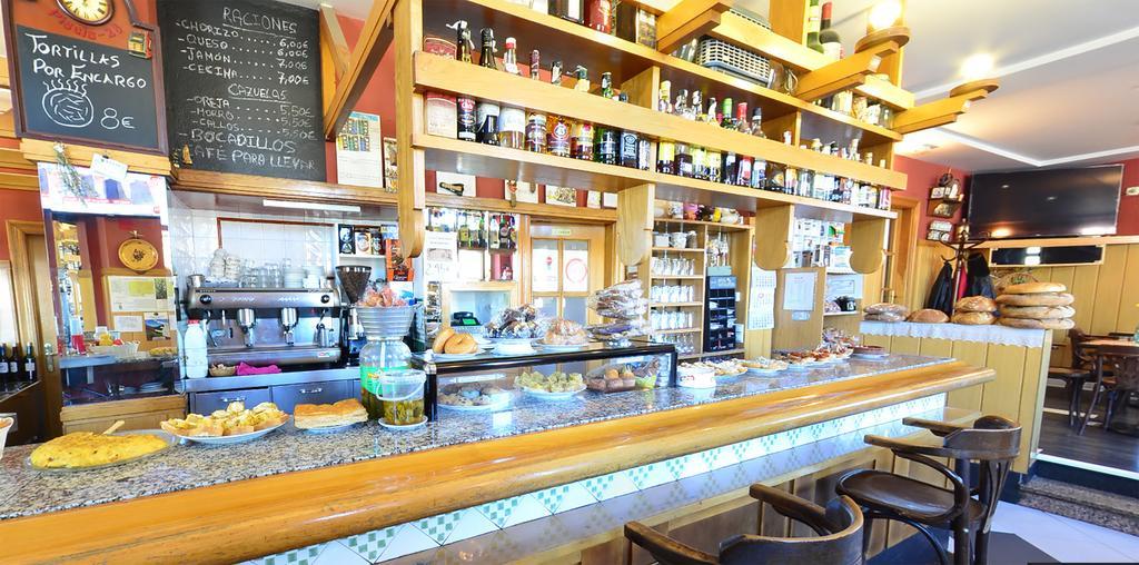 Pensjonat Hostal Bar Stop *